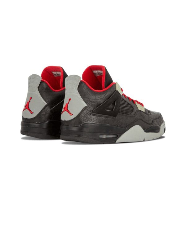 Air Jordan 4 - Image 2